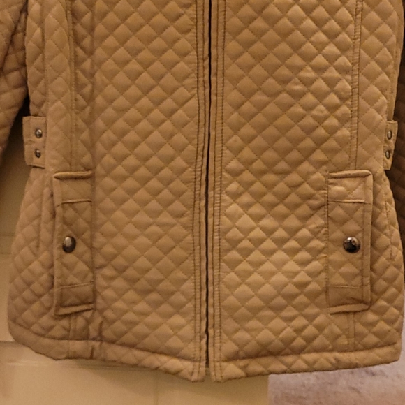 Tan jacket - Picture 5 of 5